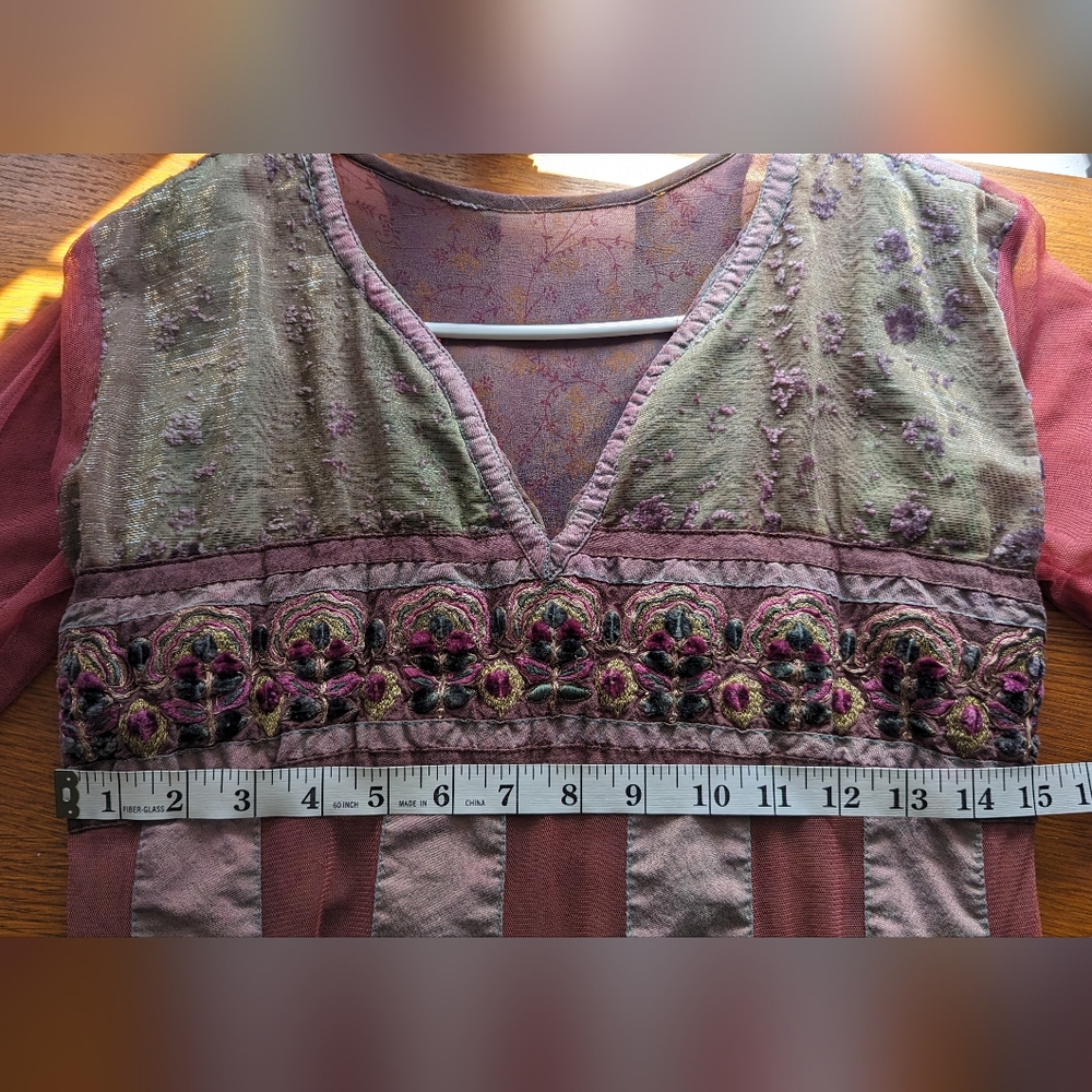 Pretty Tunic - Picture 3 of 4